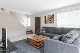 Photo #3: 6728090 Listing