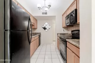 Photo #6: 6728090 Listing