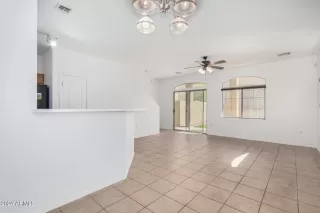 Photo #4: 6728278 Listing 