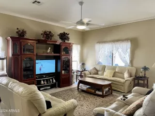 Photo #2: 6728296 Listing