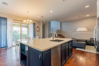 Photo #6: 6728360 Listing 