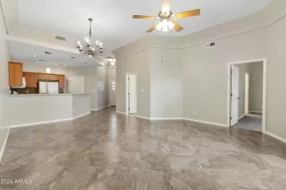 Photo #2: 6728382 Listing