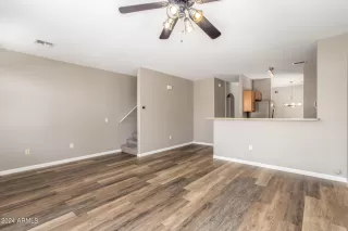 Photo #5: 6728410 Listing