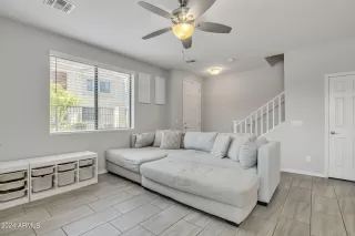 Photo #5: 6728639 Listing