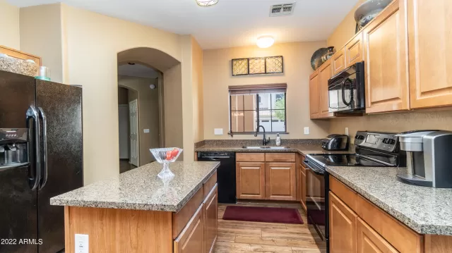 MLS: 6729095 Condo For Sale