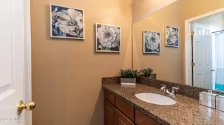 Photo #6: 6729095 Listing