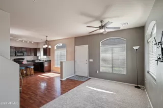 Photo #4: 6729204 Listing 