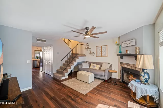 MLS: 6729348 Condo For Sale