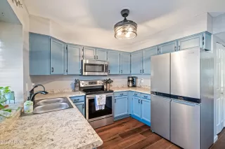 Photo #5: 6729348 Listing