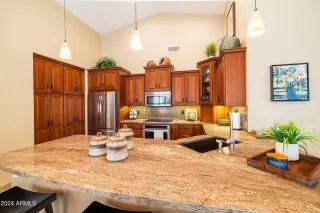 Photo #4: 6729461 Listing