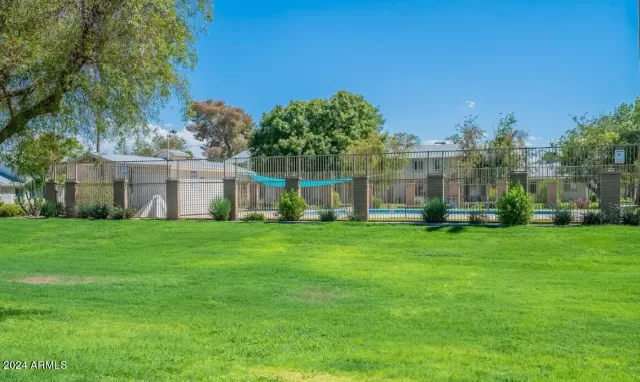 MLS: 6729563 Condo For Sale