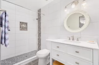 Photo #6: 6729563 Listing 