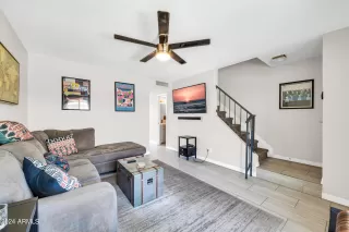 Photo #6: 6729693 Listing 