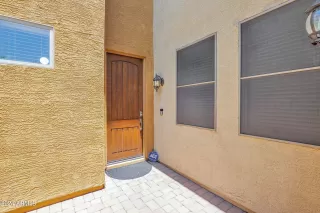 Photo #2: 6729968 Listing