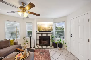 Photo #3: 6729973 Listing