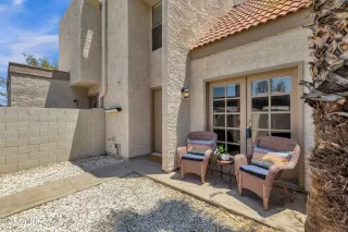 Photo #1: 6729998 Listing 