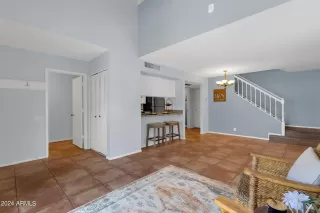 Photo #2: 6729998 Listing 