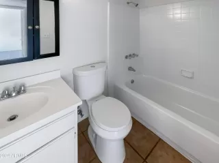 Photo #6: 6730121 Listing 