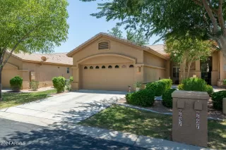 Photo #3: 6730136 Listing