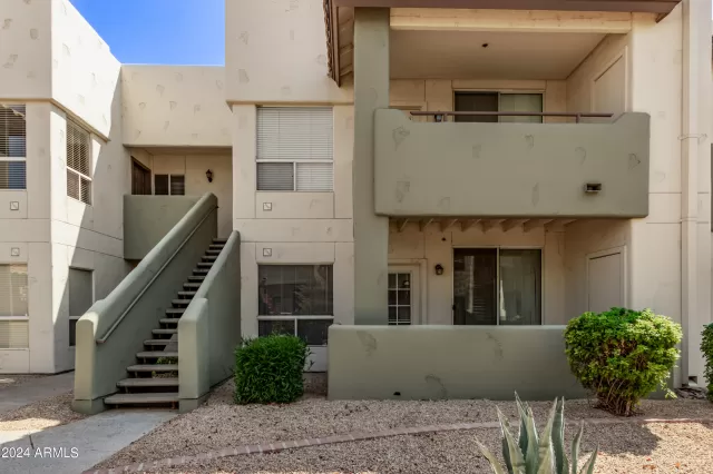 MLS: 6730460 Condo For Sale