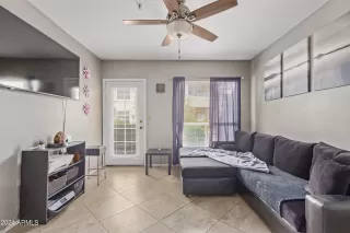 Photo #4: 6730460 Listing