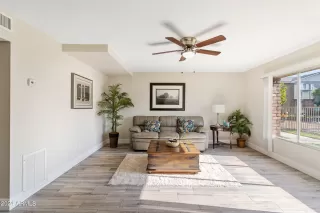 Photo #3: 6731129 Listing 