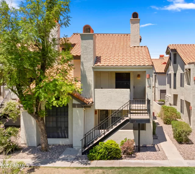 MLS: 6731284 Condo For Sale