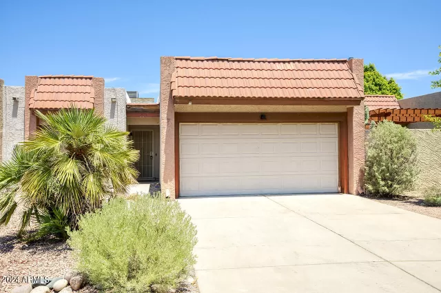 MLS: 6731470 Condo For Sale