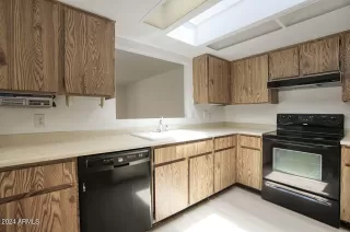 Photo #5: 6731470 Listing 