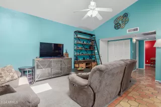 Photo #5: 6731558 Listing 