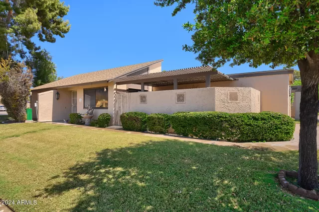 MLS: 6731587 Condo For Sale