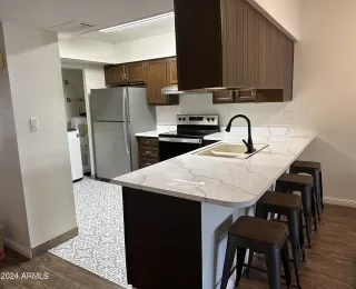 Photo #2: 6731683 Listing