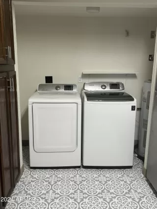 Photo #5: 6731683 Listing