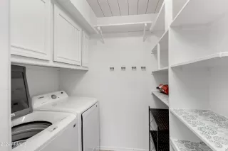 Photo #5: 6731711 Listing 