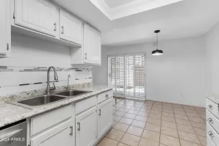 Photo #6: 6731711 Listing 