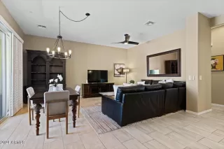 Photo #5: 6731749 Listing