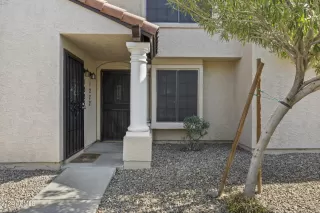 Photo #2: 6731912 Listing