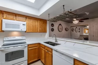 Photo #3: 6732030 Listing 