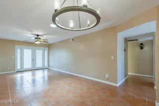 Photo #3: 6732136 Listing