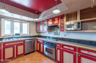 Photo #6: 6732136 Listing