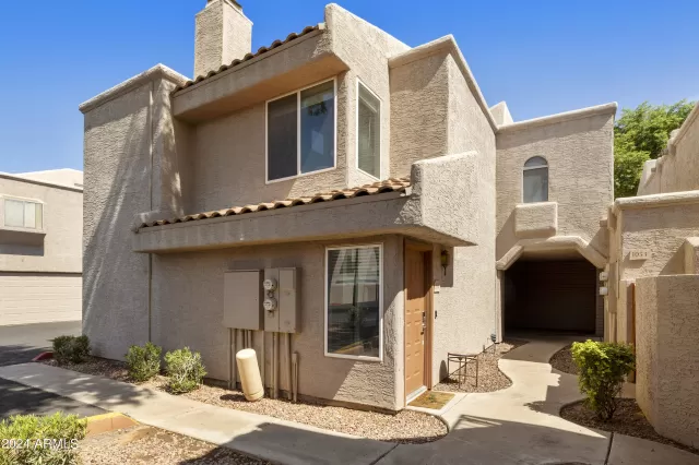 MLS: 6732699 Condo For Sale