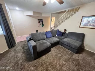 Photo #2: 6732710 Listing