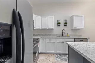 Photo #2: 6732721 Listing 