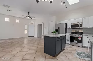 Photo #3: 6732721 Listing 