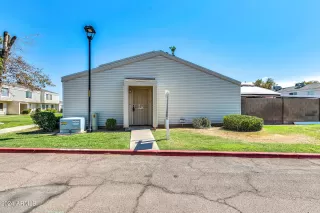 Photo #1: 6732785 Listing