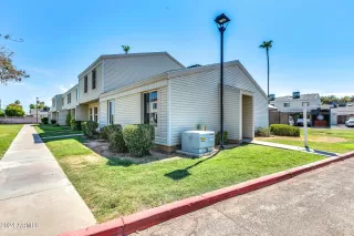 Photo #2: 6732785 Listing