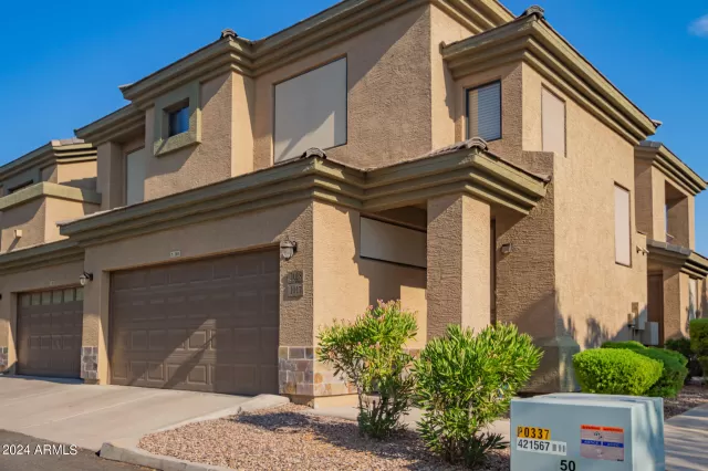 MLS: 6733148 Condo For Sale