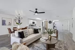 Photo #2: 6733238 Listing