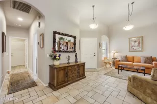 Photo #5: 6733416 Listing