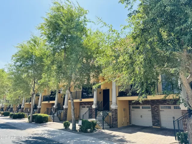 MLS: 6733535 Condo For Sale